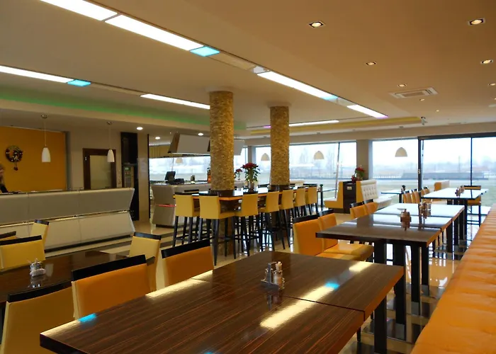 Gokart Hotel 4*
